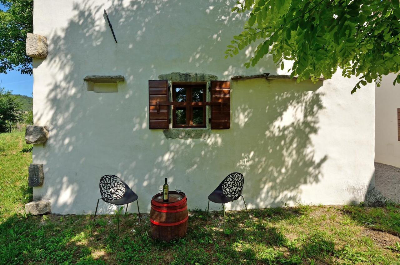 Traditional Stone House Kotli Buzet Eksteriør billede